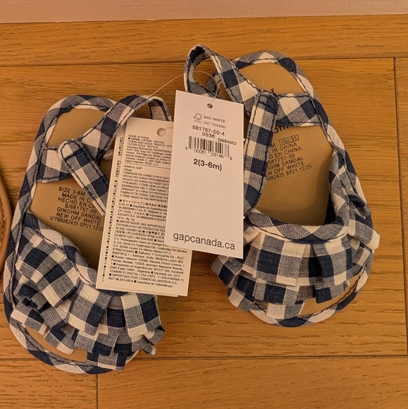 ❤️2 For 10❤️ Gap 6M Gingham Sandals - Picture 3 of 3